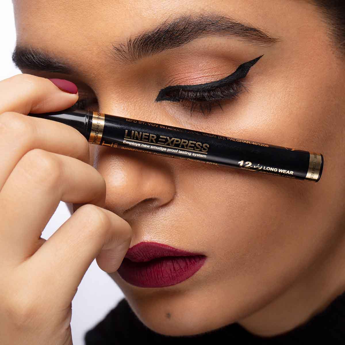 Liner Express Eyepen Shiny Black