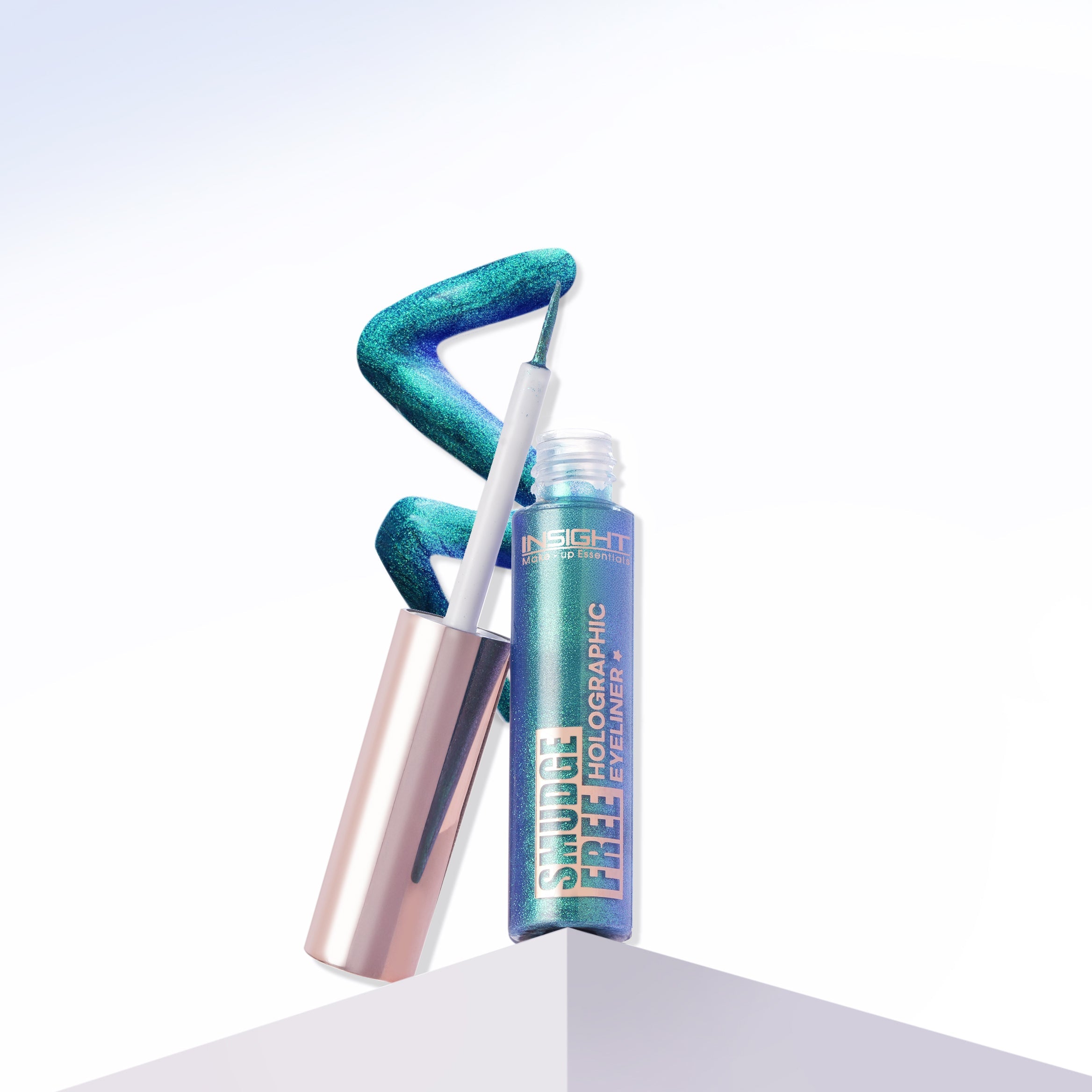 Smudge Free Holographic Eyeliner
