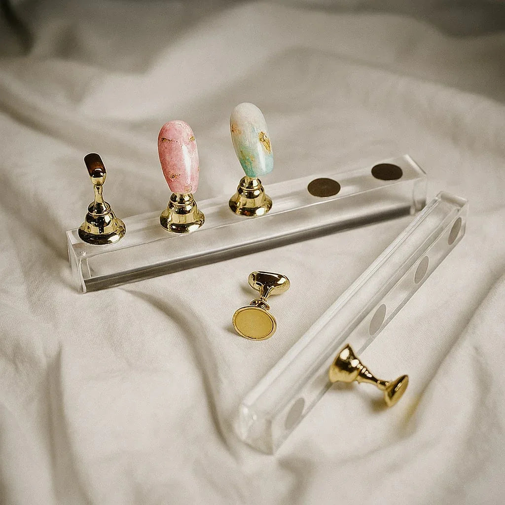 Nail Art Golden Nail Stand